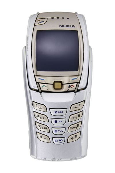 Nokia - 6820